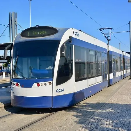 Big 4beds With Terrace, 15 Mins To Lisbon بيت للعطل