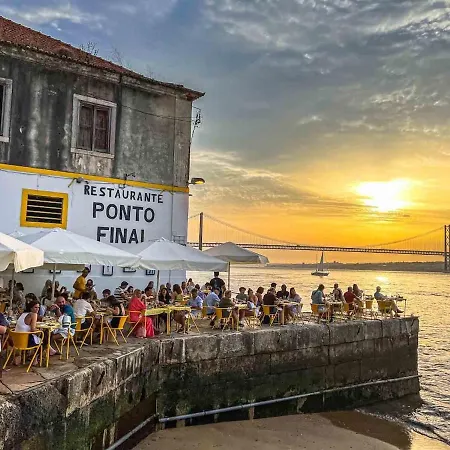 بيت للعطل Big 4beds With Terrace, 15 Mins To Lisbon