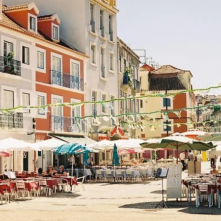 بيت للعطل Big 4beds With Terrace, 15 Mins To Lisbon ألمادا