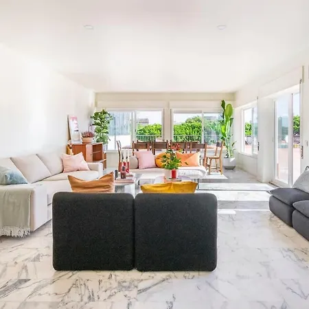 Big 4beds With Terrace, 15 Mins To Lisbon Casa de Férias