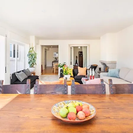 Big 4beds With Terrace, 15 Mins To Lisbon *