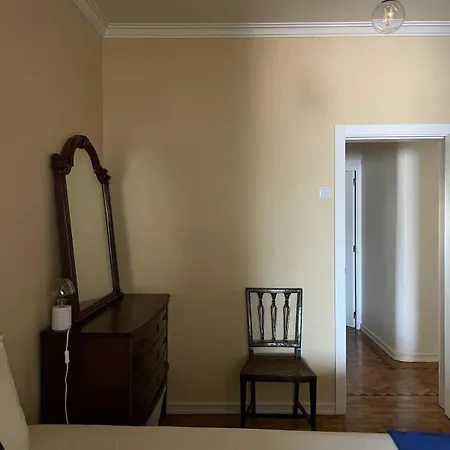 Big 4beds With Terrace, 15 Mins To Lisbon Casa de Férias