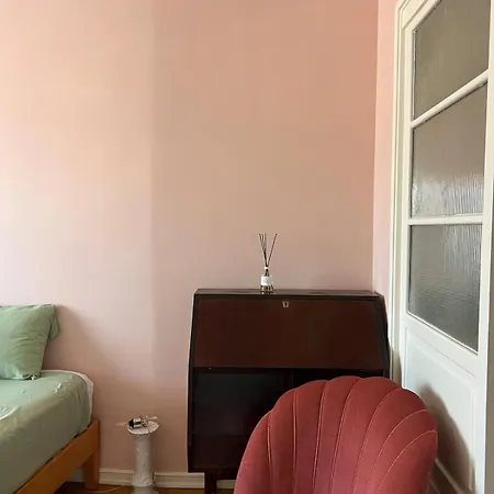 Big 4beds With Terrace, 15 Mins To Lisbon