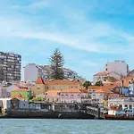 펜션 Big 4beds With Terrace, 15 Mins To Lisbon